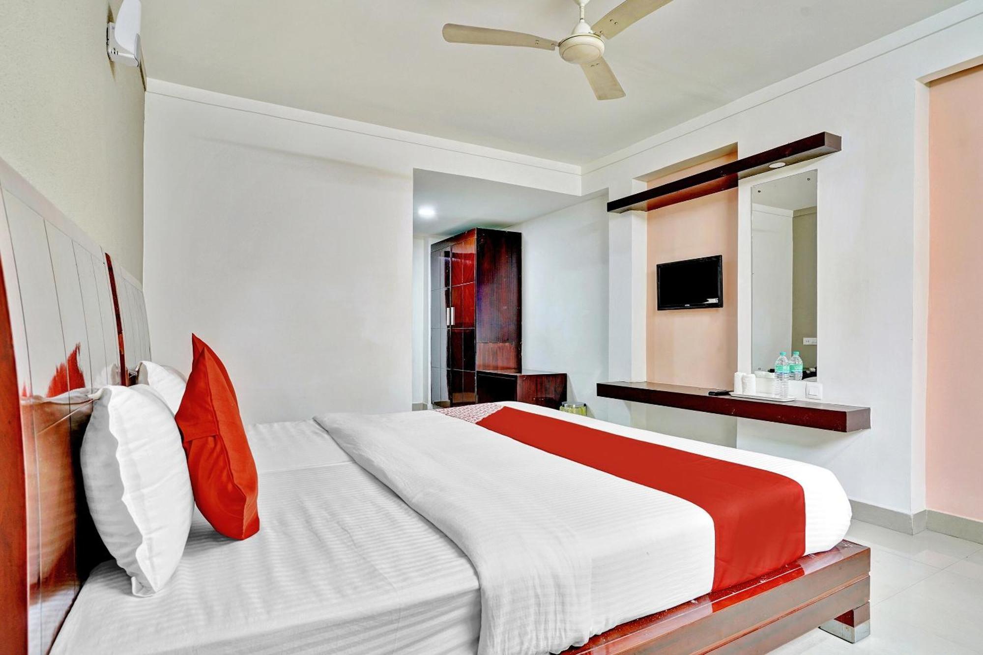 Hotel O Aec Residency Mararikulam Εξωτερικό φωτογραφία