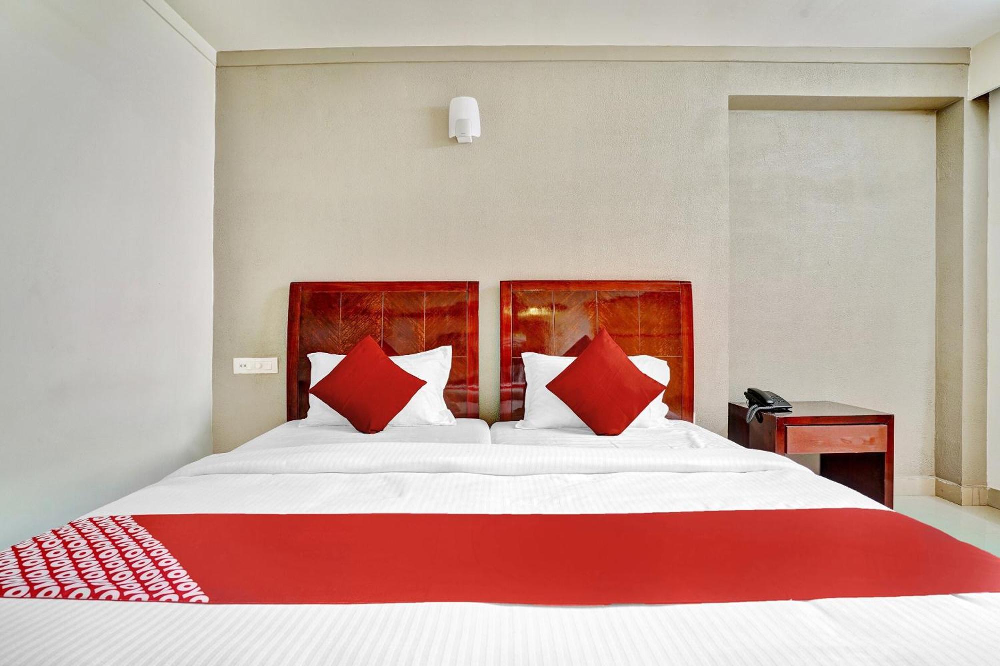 Hotel O Aec Residency Mararikulam Εξωτερικό φωτογραφία
